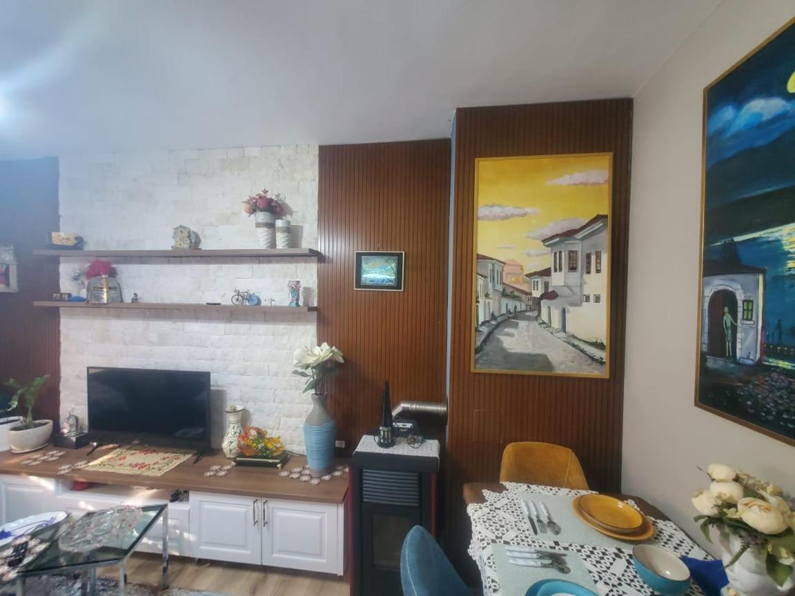 Apartamenti8 Korca 외부 사진