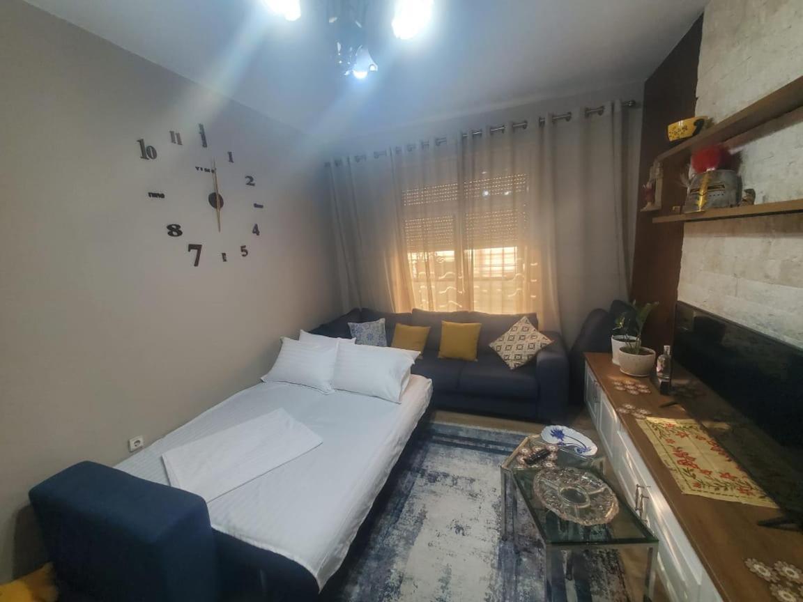 Apartamenti8 Korca 외부 사진